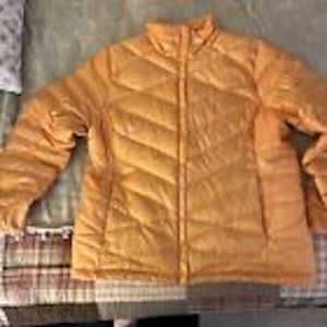 The North Face Woman’s 2X Orange Puffer Jacket - Rare